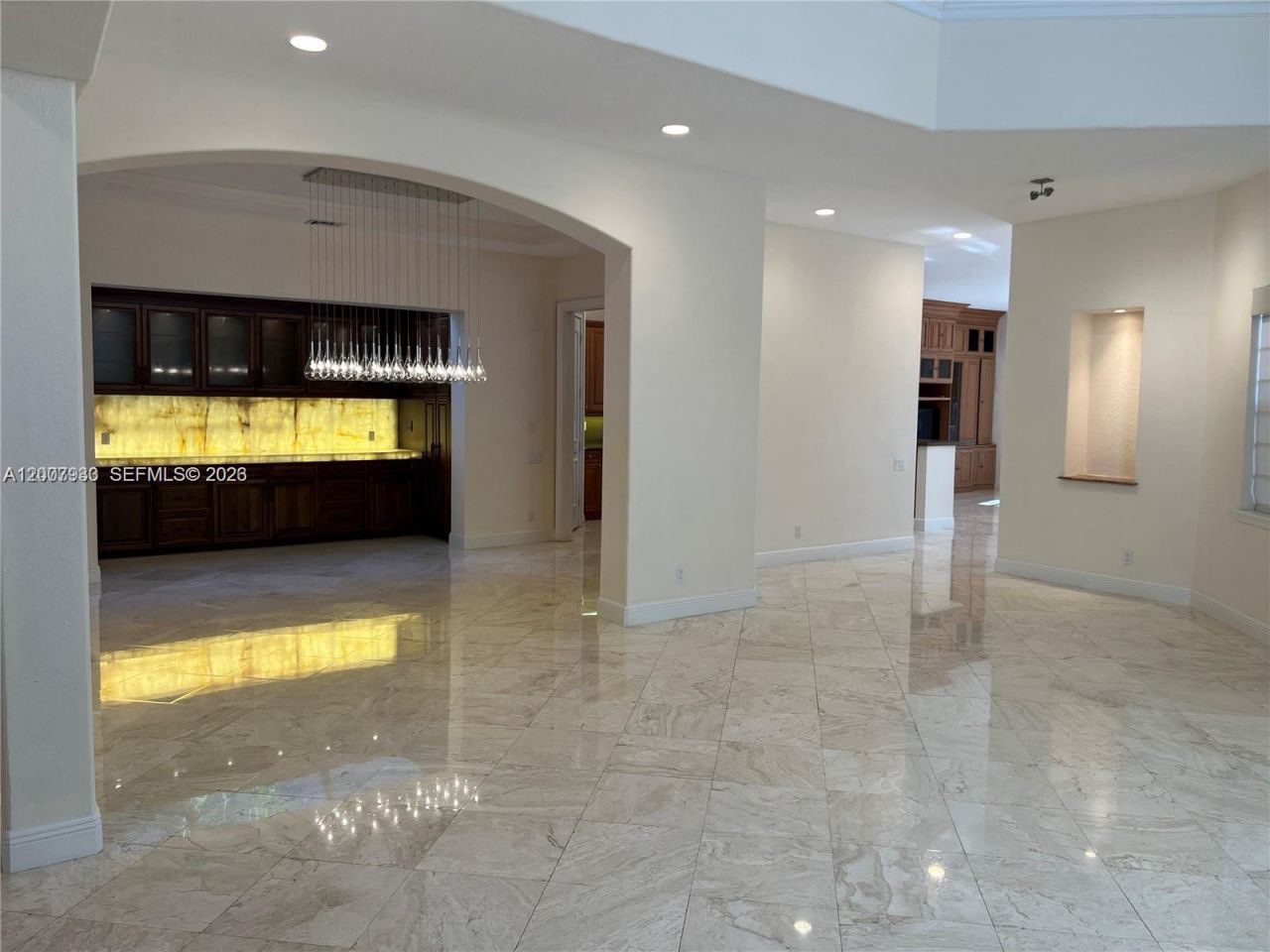 19471 NE 14th Ct, Unit ., Miami, FL 33179 Photo