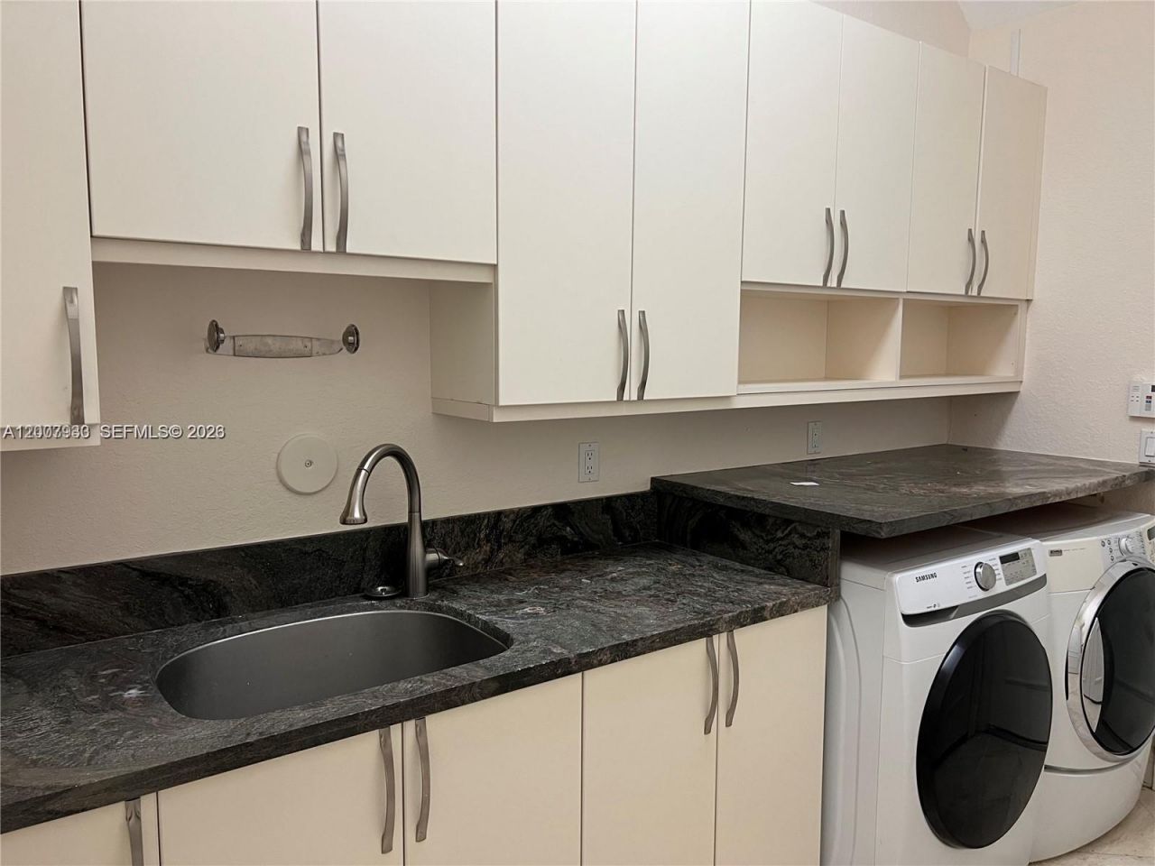 19471 NE 14th Ct, Unit ., Miami, FL 33179 Photo