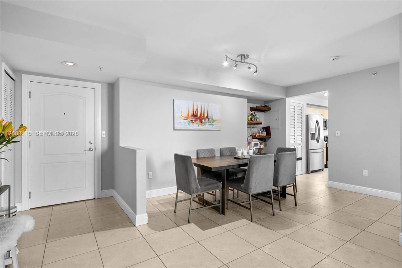 2550 SW 27th Ave, Unit 701, Miami, FL 33133 Photo