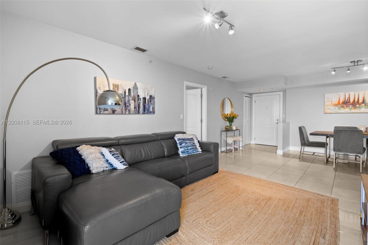 2550 SW 27th Ave, Unit 701, Miami, FL 33133 Photo
