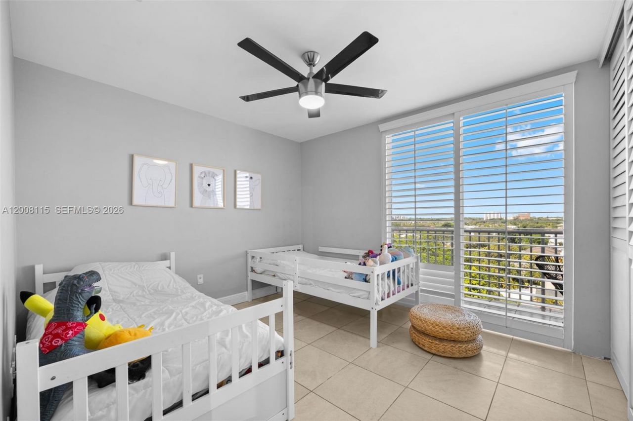 2550 SW 27th Ave, Unit 701, Miami, FL 33133 Photo