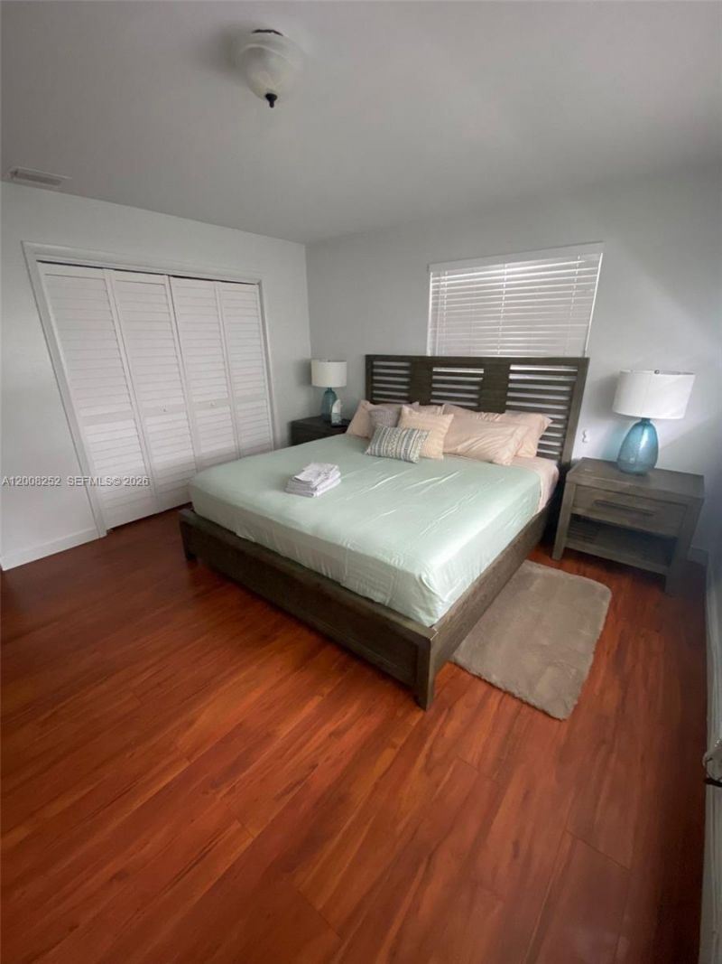 1740 NE 56th St, Fort Lauderdale, FL 33334 Photo