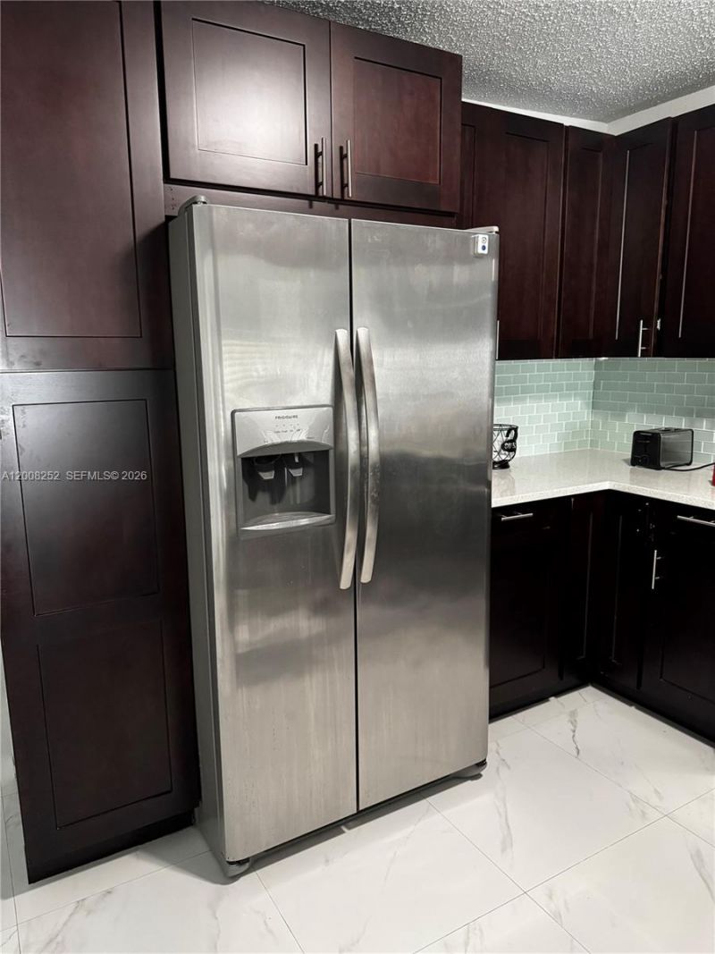 1740 NE 56th St, Fort Lauderdale, FL 33334 Photo