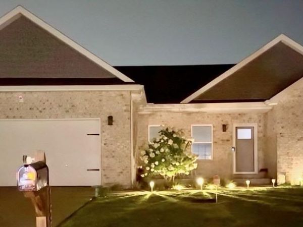 1550 Breezy Creek Drive, Evansville, IN 47720