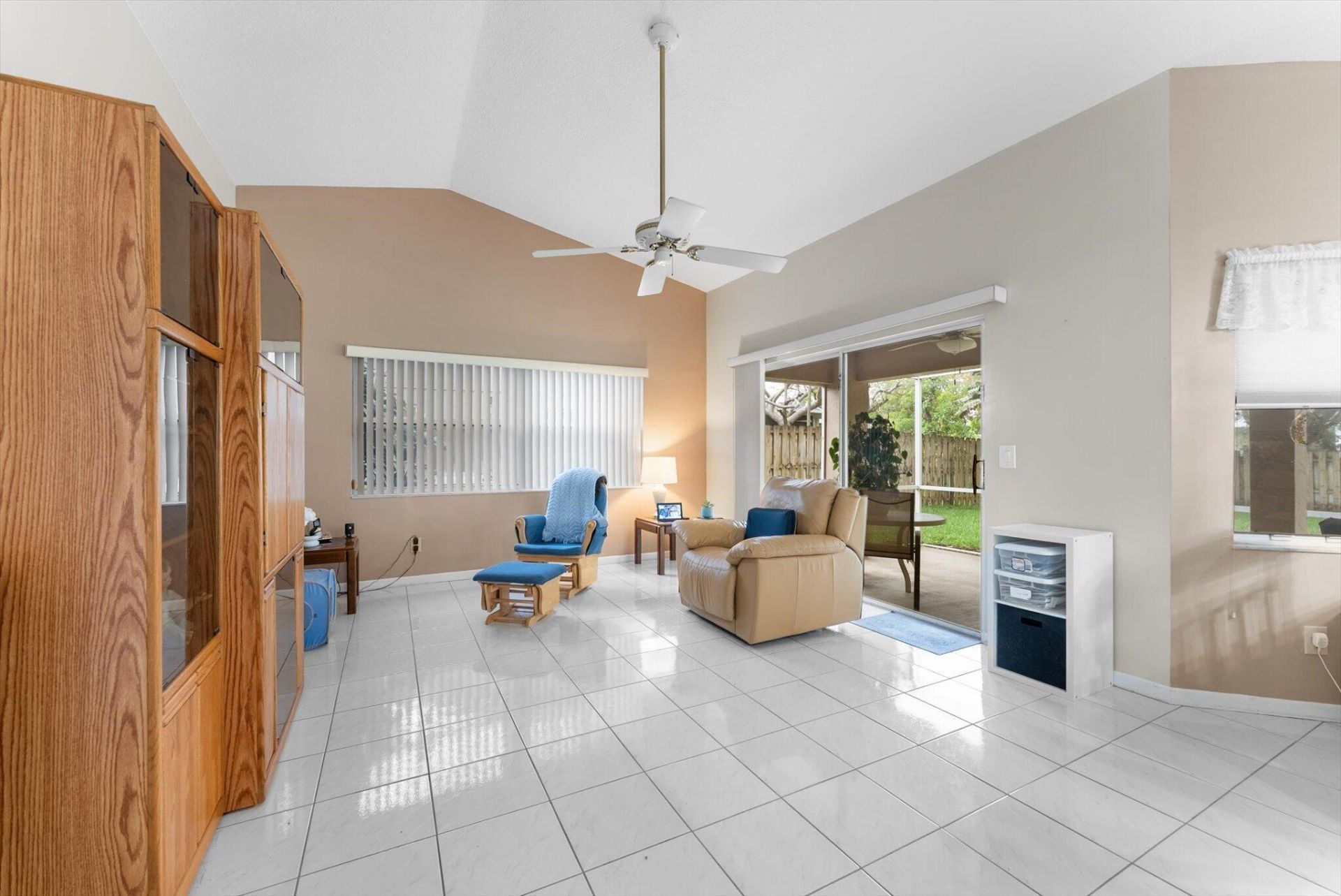 20301 NW 7th Street, Pembroke Pines, FL 33029 Photo