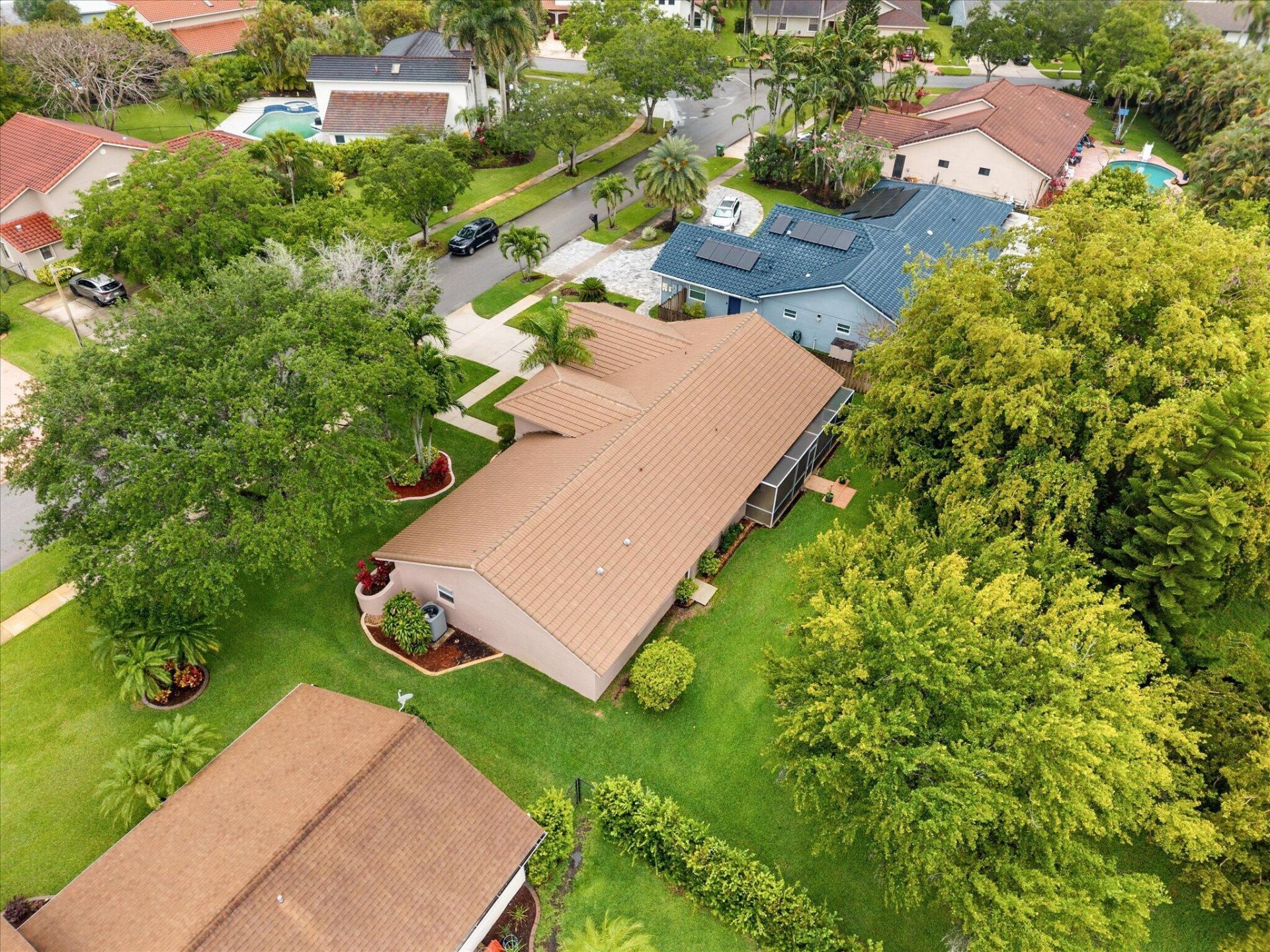 20301 NW 7th Street, Pembroke Pines, FL 33029 Photo