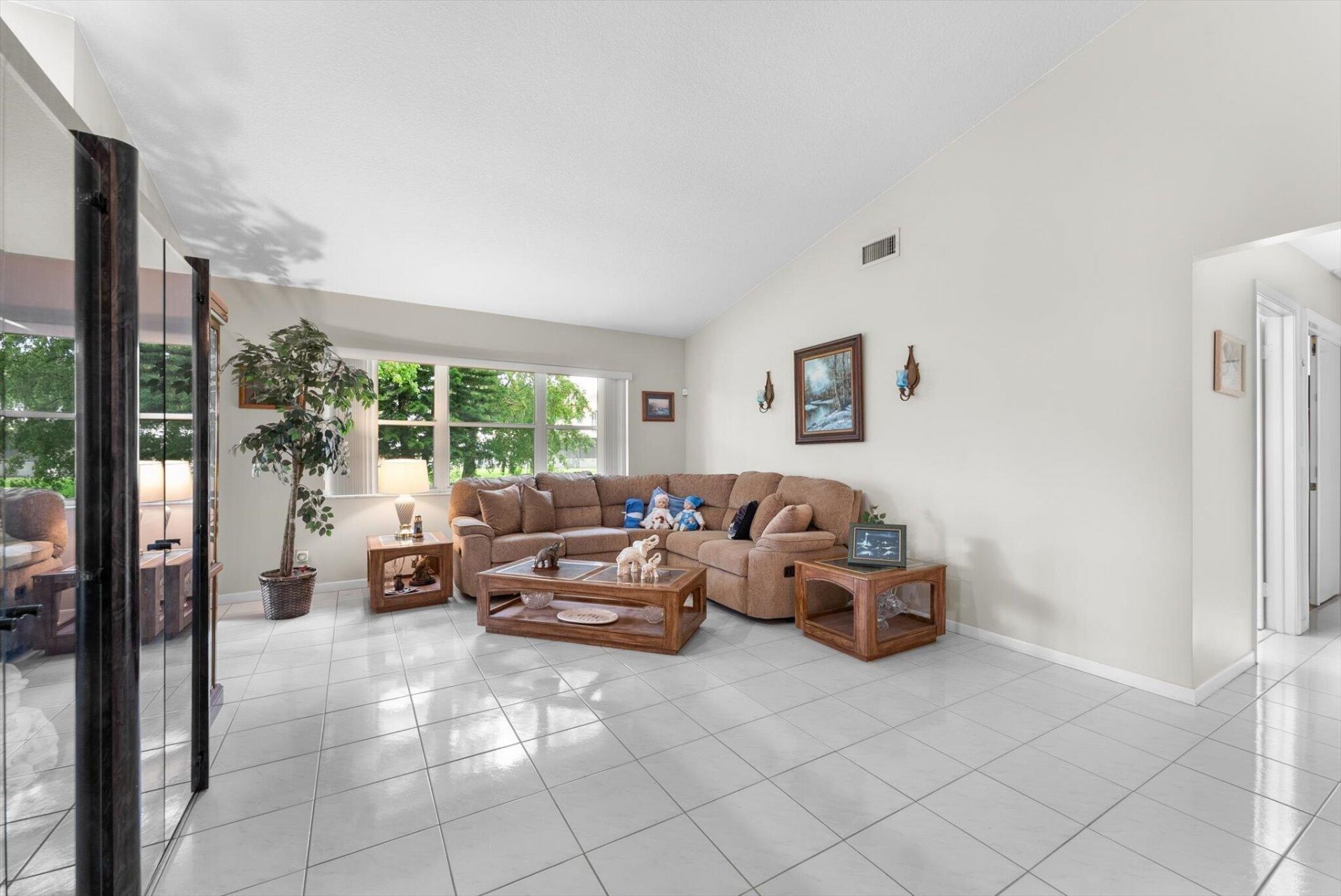 20301 NW 7th Street, Pembroke Pines, FL 33029 Photo