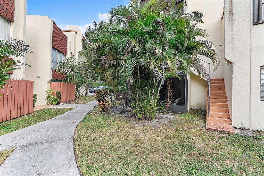 301 N Pine Island Road, Unit 107, Plantation, FL 33324 Photo