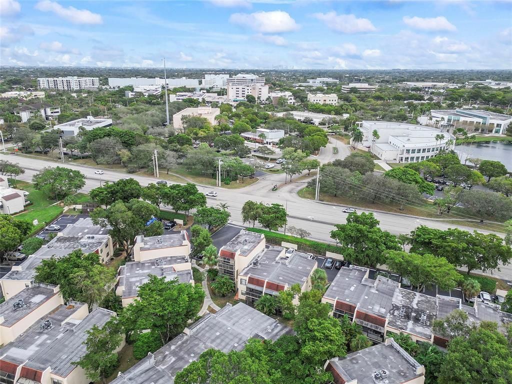 301 N Pine Island Road, Unit 107, Plantation, FL 33324 Photo