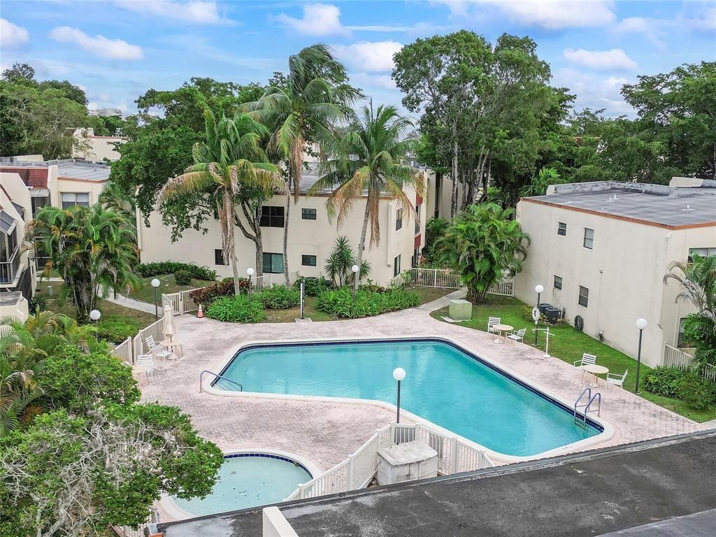 301 N Pine Island Road, Unit 107, Plantation, FL 33324 Photo
