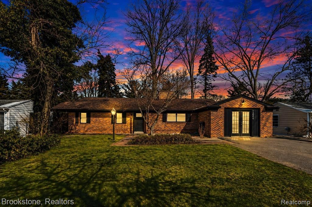 16046 W 13 Mile Road, Beverly Hills Vlg, MI 48025 Main Photo