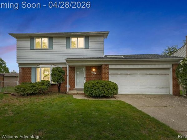 39192 Howell Street, Livonia, MI 48154
