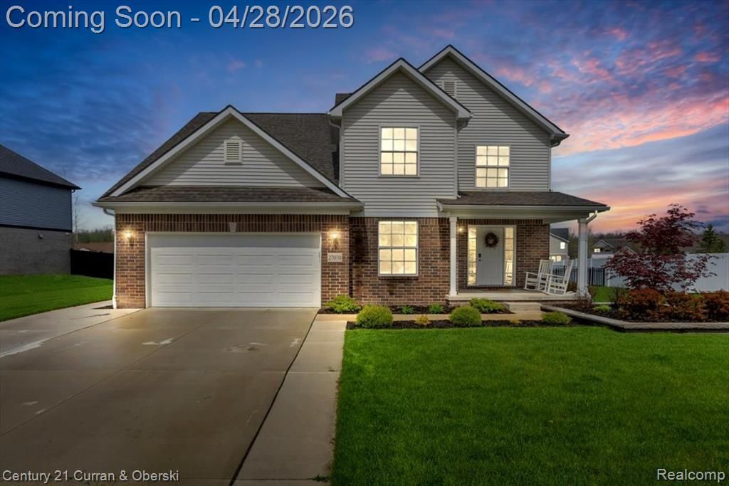 27070 Celtic Drive, Flat Rock, MI 48134 Main Photo