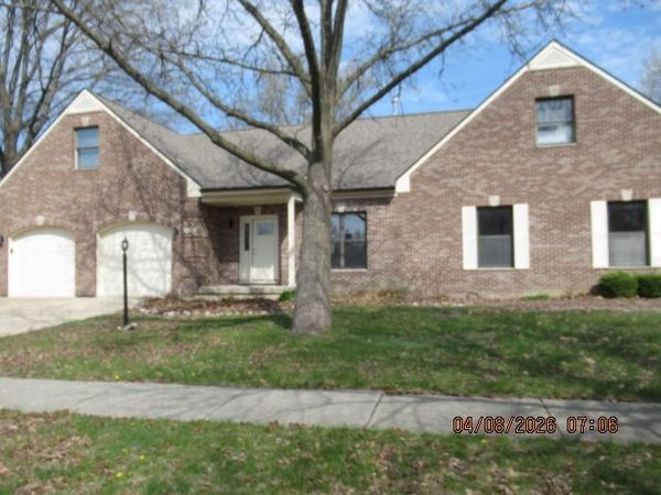 1318 Broadmoor Drive , Champaign, IL 61821