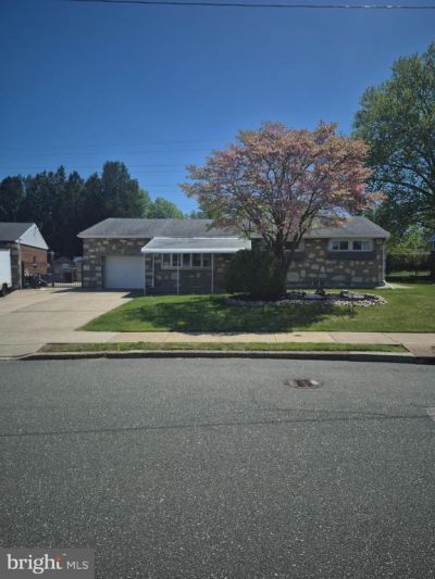 9717 Dedaker Street, Philadelphia, PA 19115 Main Photo