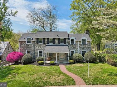 6 OVERBROOK PARKWAY, WYNNEWOOD, PA 19096