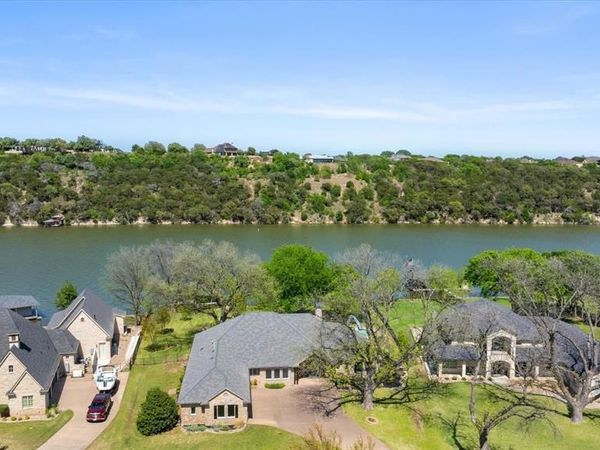 1302 E Baja Court, Granbury, TX 76048