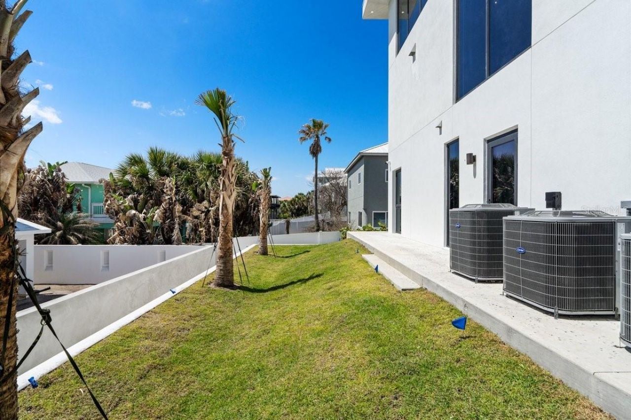 6176 S Atlantic Avenue, New Smyrna Beach, FL 32169 Photo