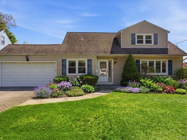 16 Marianna Drive, Hastings-on-Hudson, NY 10706