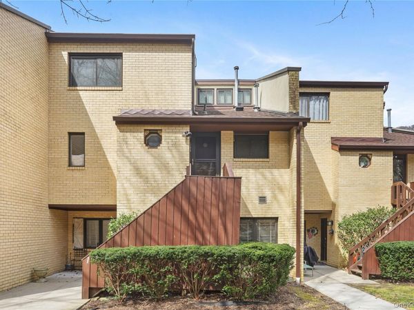 368 N Greeley Avenue , Chappaqua, NY 10514