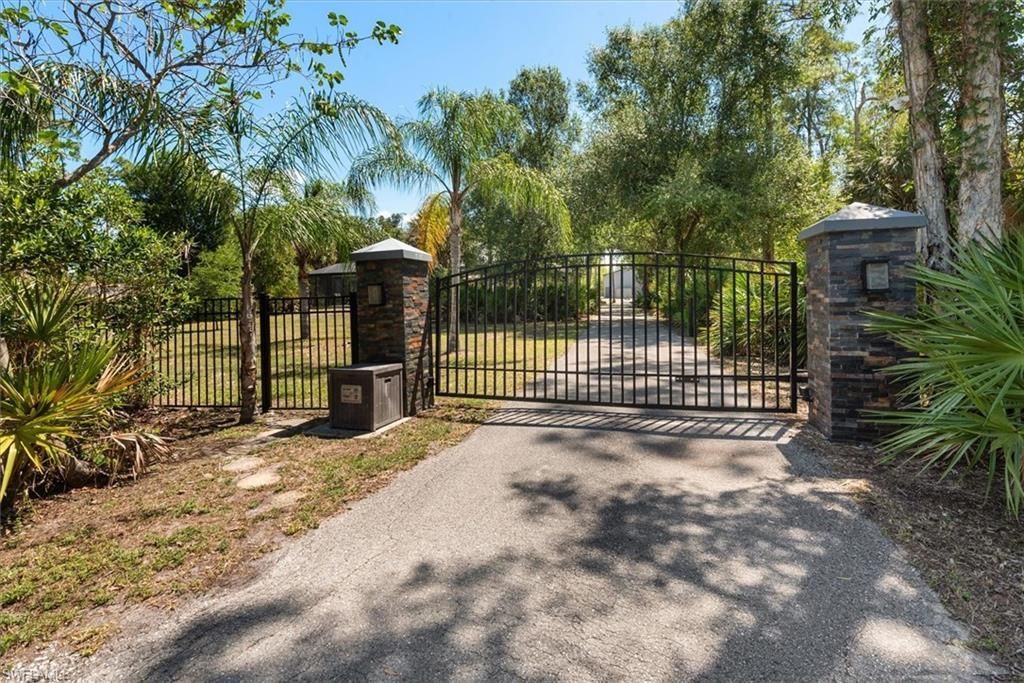 15985 Briarcliff Ln, Fort Myers, FL 33912 Photo