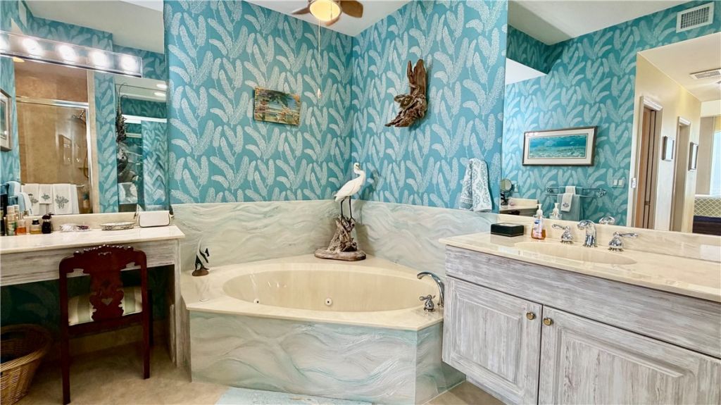 3000 N Highway A1a, Unit PHBG, Hutchinson Island, FL 34949 Photo
