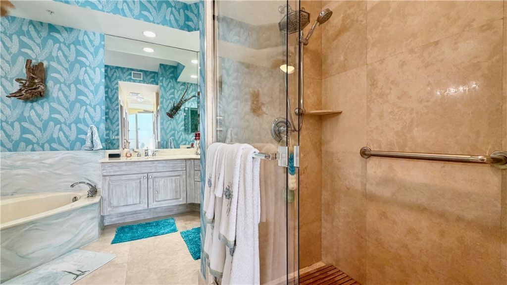 3000 N Highway A1a, Unit PHBG, Hutchinson Island, FL 34949 Photo