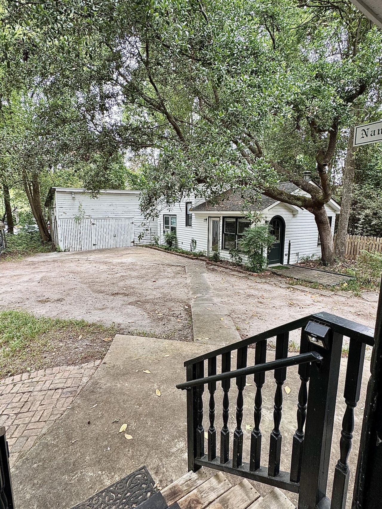 122 Gadsden Street Photo 25