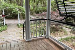122 Gadsden Street photo 4