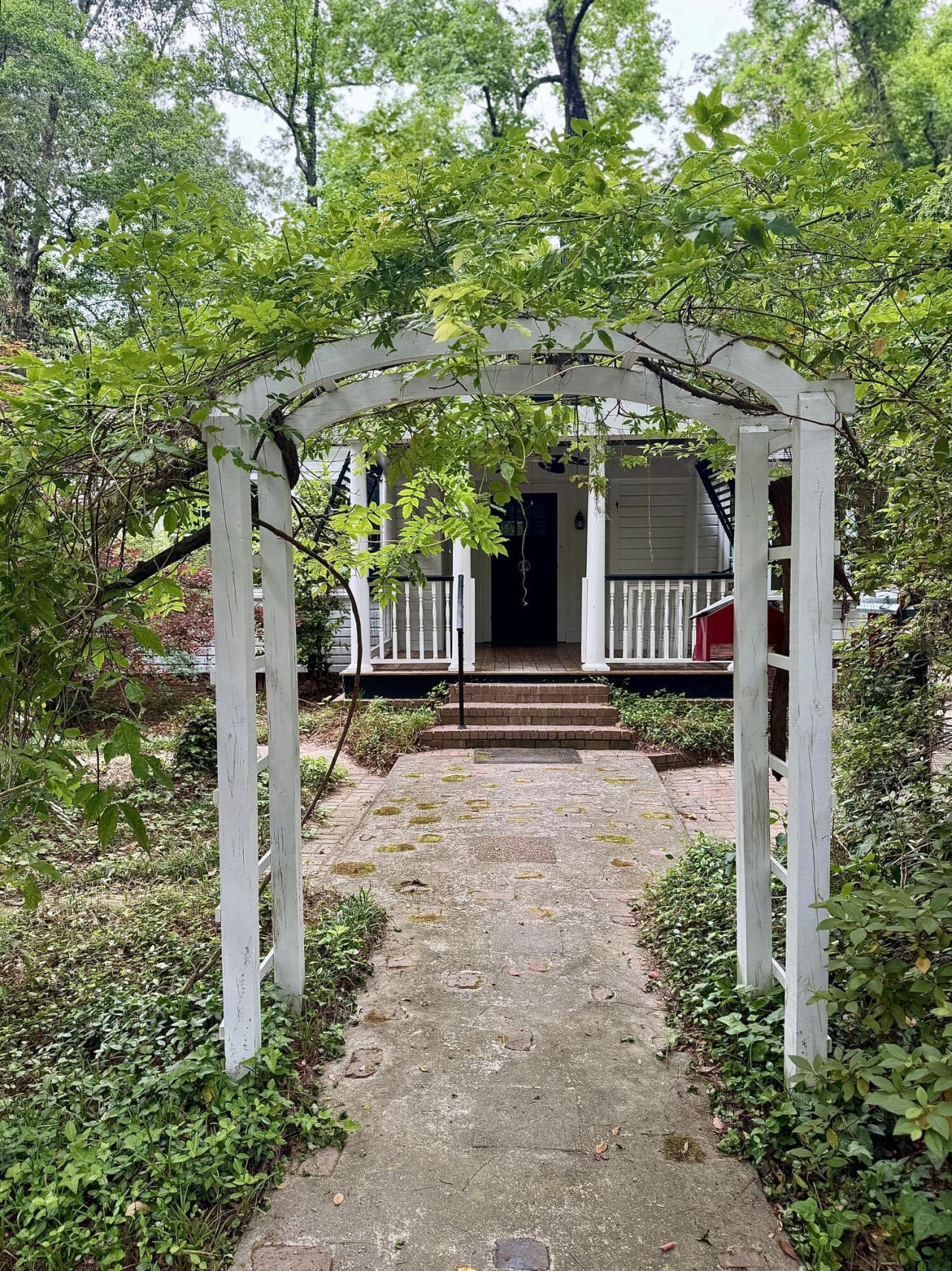 122 Gadsden Street Photo 7