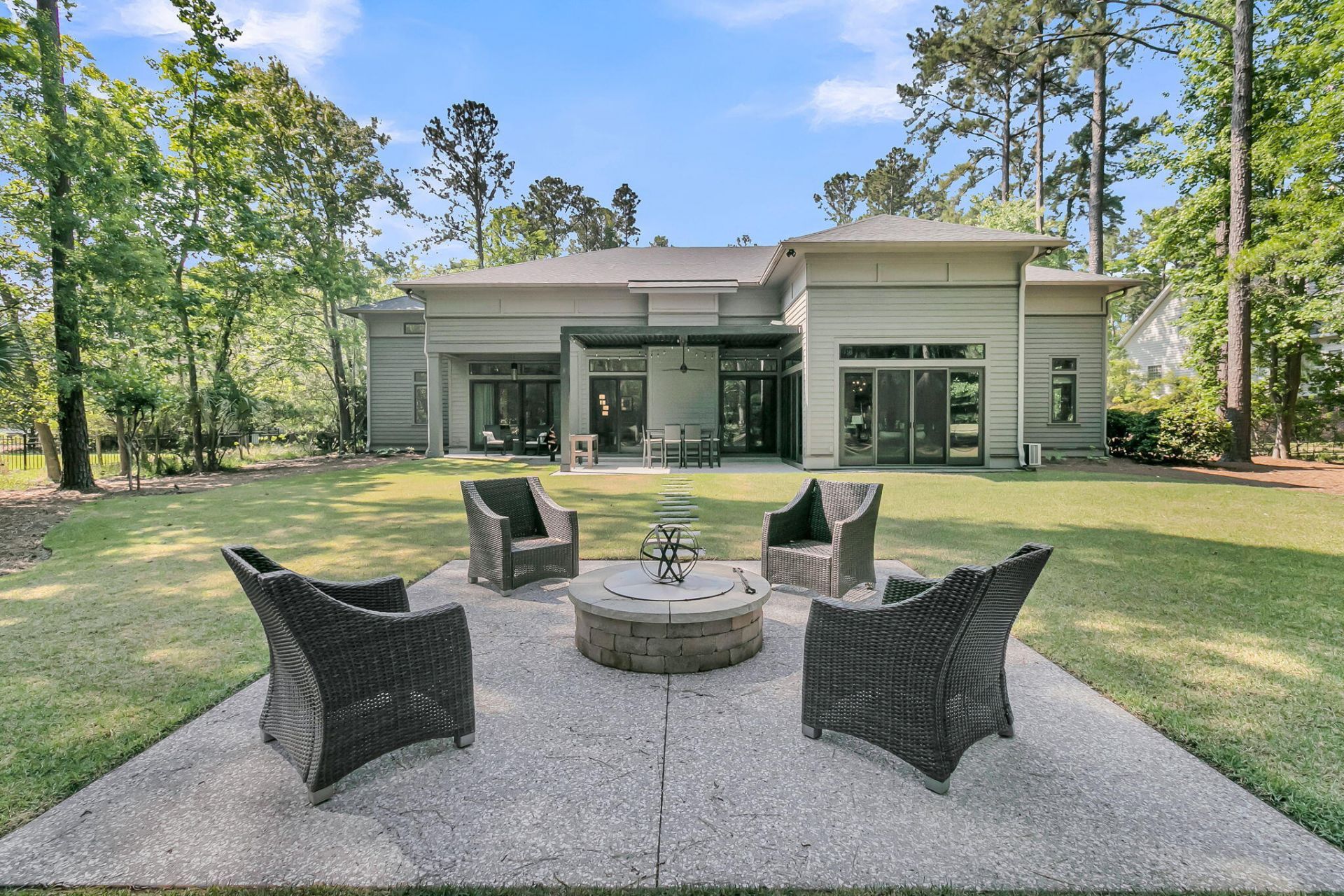 3682 Colonel Vanderhorst Circle Photo 4