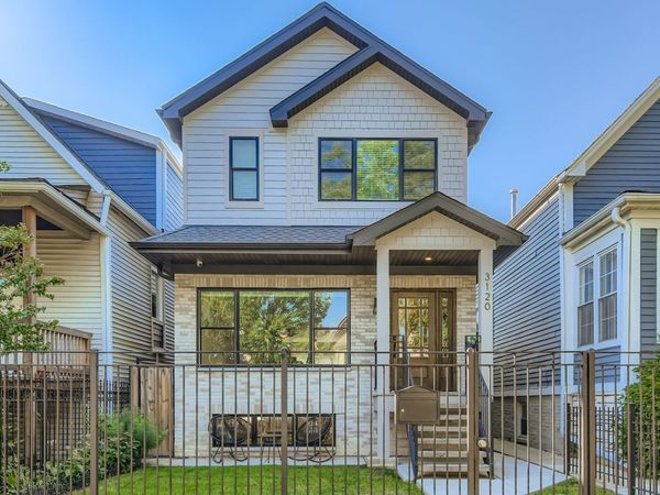 3120 N Spaulding Avenue , Chicago, IL 60618