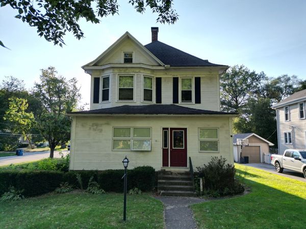 533 S 4th Street , Watseka, IL 60970
