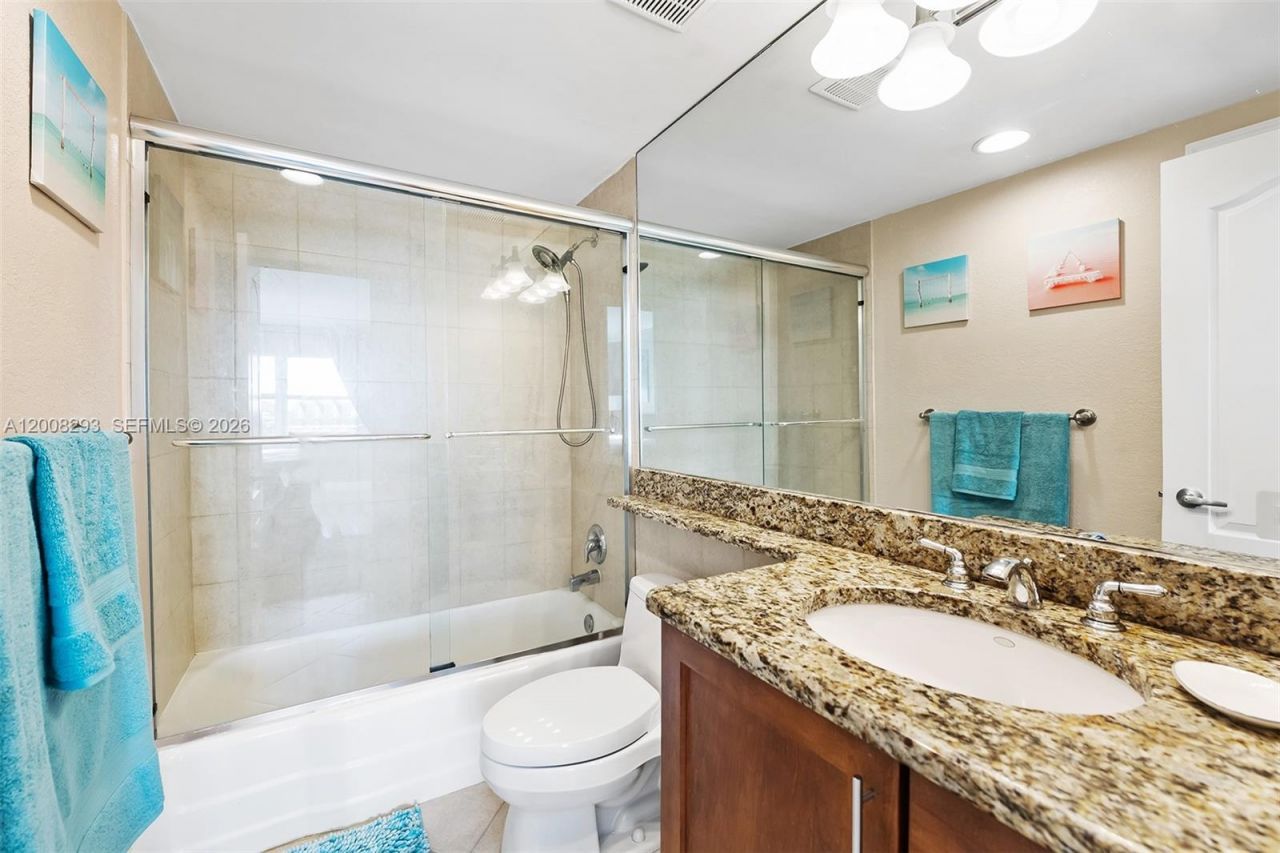 2900 NE 30th St , Unit 7G, Fort Lauderdale, FL 33306 Photo