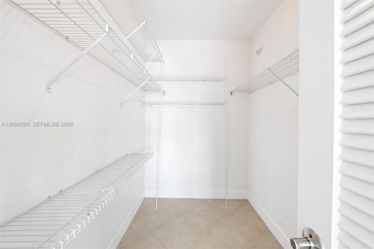 2900 NE 30th St , Unit 7G, Fort Lauderdale, FL 33306 Photo