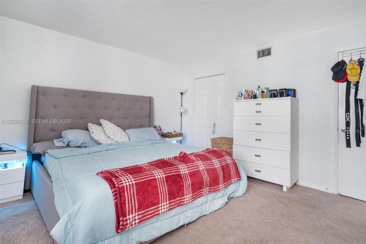 126 SW 17th Rd , Unit 507, Miami, FL 33129 Photo