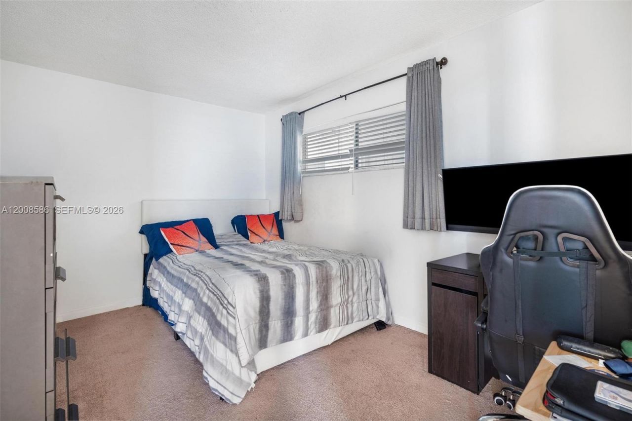 126 SW 17th Rd , Unit 507, Miami, FL 33129 Photo