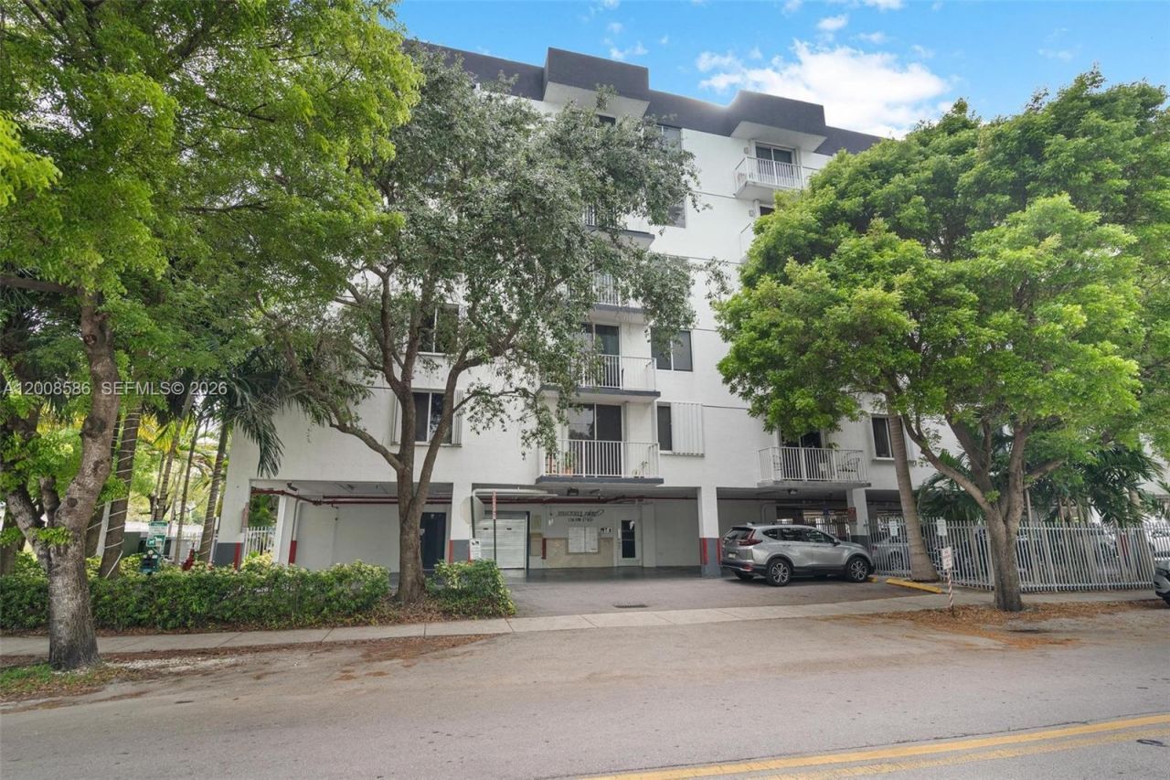 126 SW 17th Rd , Unit 507, Miami, FL 33129 Photo