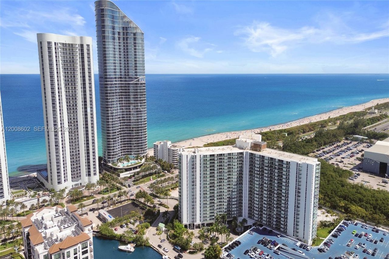 100 Bayview Dr , Unit 603, Sunny Isles Beach, FL 33160 Photo