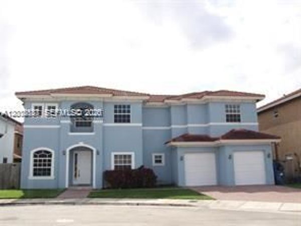 15650 SW 11th Ter , Miami, FL 33194