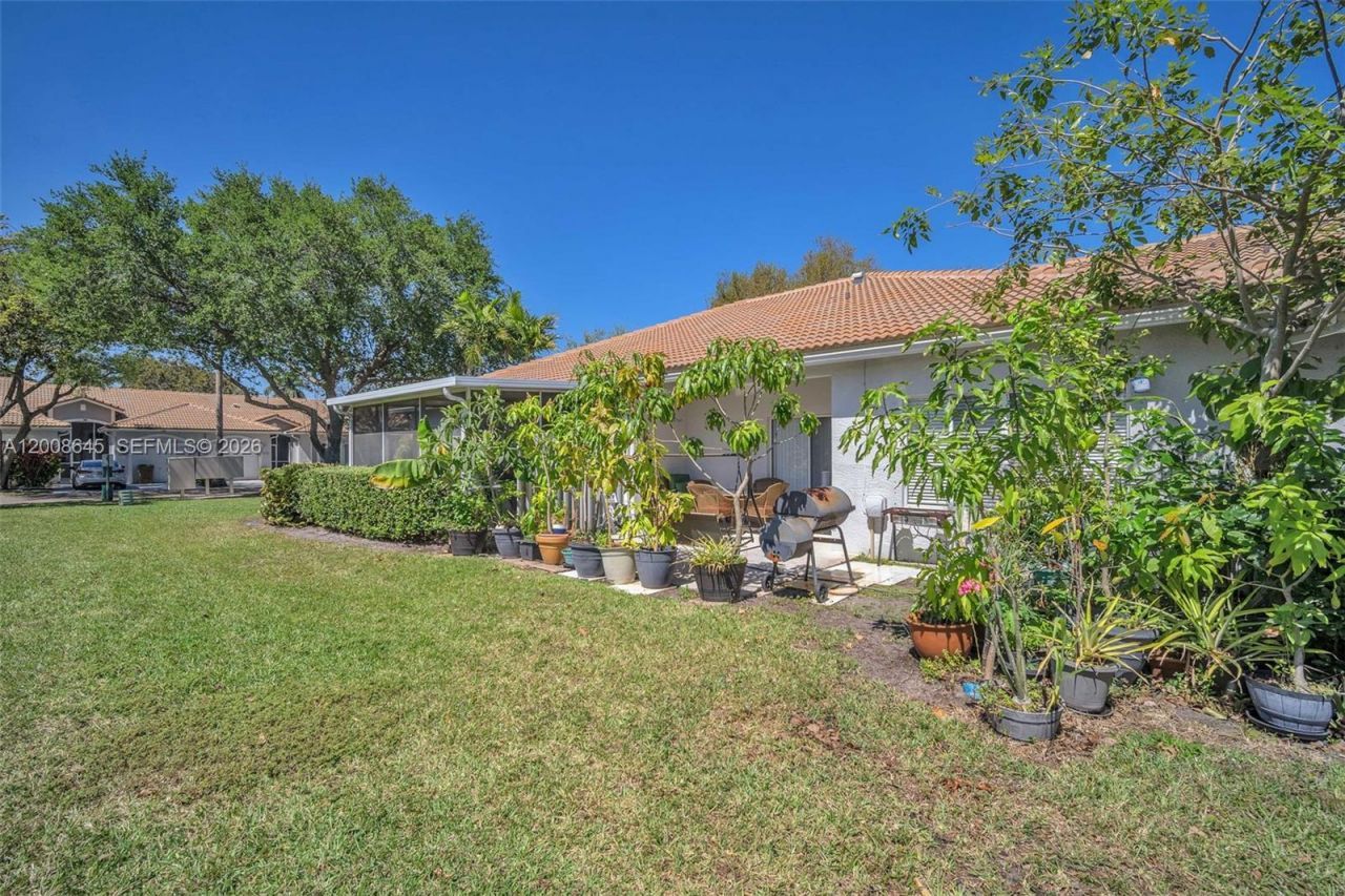 4266 SW 10th Pl, Deerfield Beach, FL 33442 Photo