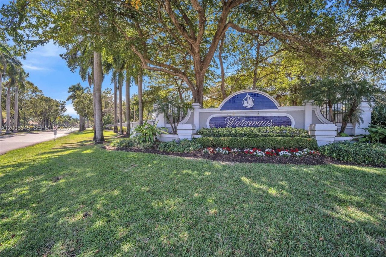 4266 SW 10th Pl, Deerfield Beach, FL 33442 Photo
