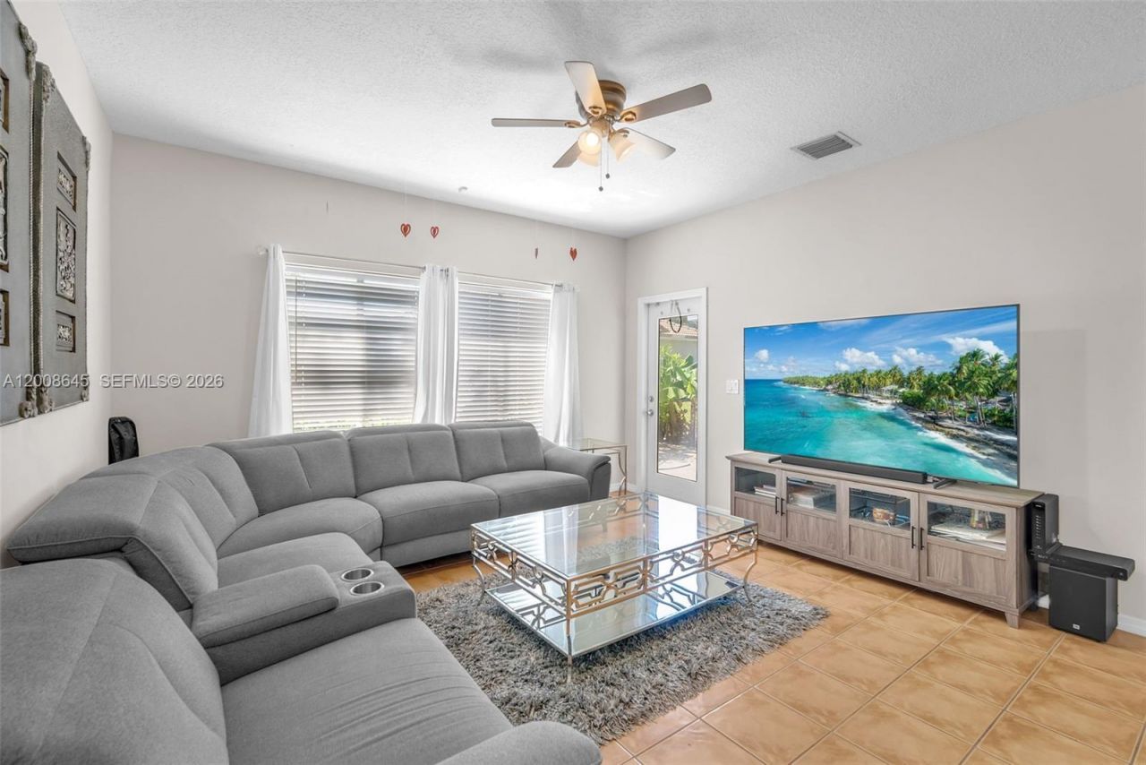 4266 SW 10th Pl, Deerfield Beach, FL 33442 Photo