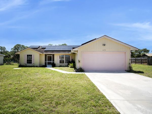 1094 SW Cairo Avenue, Port St. Lucie, FL 34953