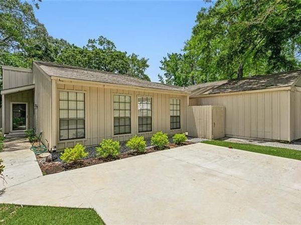 32 S COURT VILLA Drive , Unit 32, Mandeville, LA 70471
