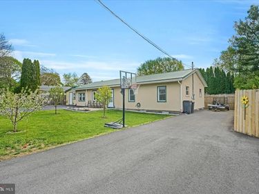 4814 W WHITEHALL ROAD, PENNSYLVANIA FURNACE, PA 16865