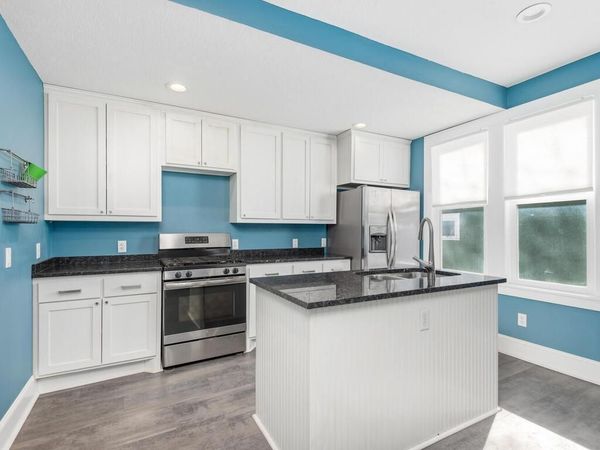 2517 Sheridan Avenue N, Minneapolis, MN 55411
