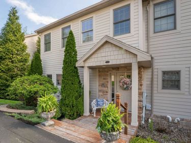 33 Waterside Drive, Morgantown, WV 26508