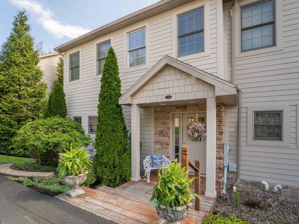 33 Waterside Drive, Morgantown, WV 26508