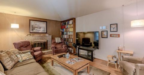 1618 Oakwood Dr, Modesto, CA 95350 Photo